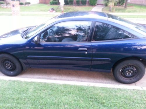 2001 chevrolet cavalier base coupe 2-door 2.2l