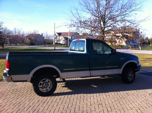 1997 ford f-150 xlt standard cab pickup 2-door 4.6l