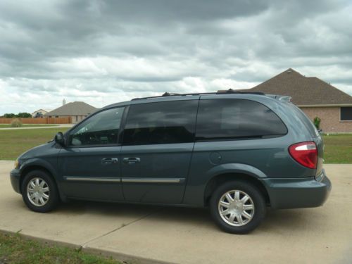 2005 chrysler town &amp; country touring edition wheelchair conversion van