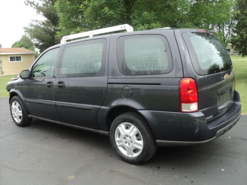 2008 chevrolet uplander cargo van low miles