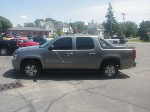 2007 chevrolet avalanche 4x4 nice no reserve