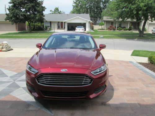 2014 ford fusion se sedan 4-door 2.5l