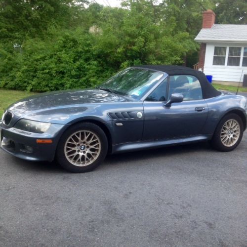 2001 bmw z3 roadster convertible 2-door 2.5l