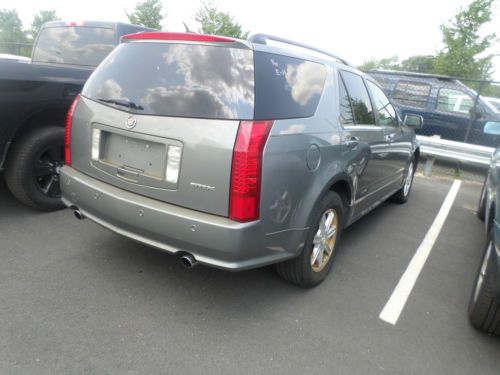 2005 cadillac srx it has clean truck runs fine can drive it home