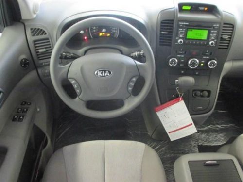 2014 kia sedona lx