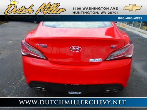 2013 Hyundai Genesis Coupe 2.0T R-Spec, image 2