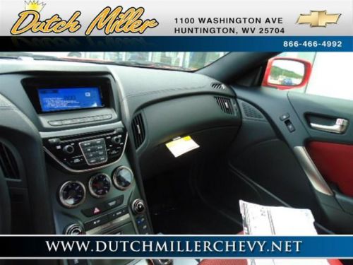 2013 Hyundai Genesis Coupe 2.0T R-Spec, image 3