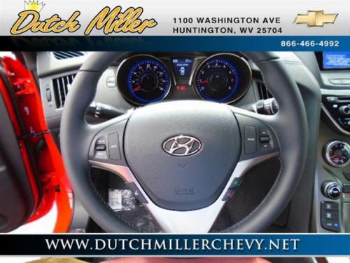 2013 Hyundai Genesis Coupe 2.0T R-Spec, image 11