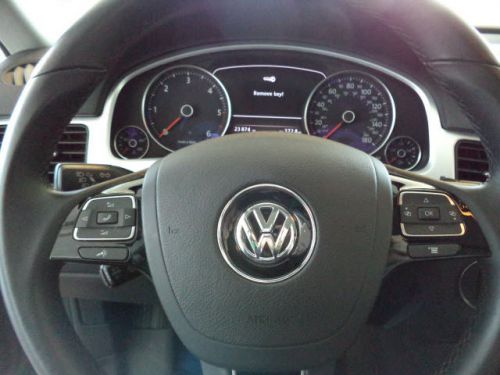 2013 Volkswagen Touareg TDI Sport, US $46,642.00, image 17