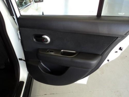 2012 Nissan Versa S, image 4