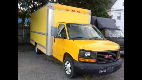 2004 gmc box truck 15 ft