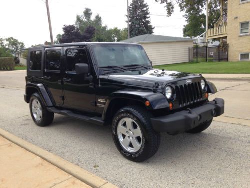 2007 jeep wrangler sahara! immaculate w navigation! includes 3 tops