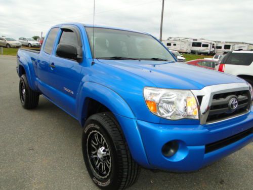 2009 toyota tacoma prerunner access cab rebuilt salvage title. light damage repa