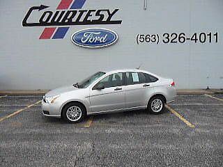 2010 ford focus se 4 door sedan low mileage clean low reserve 2.0l financing ava