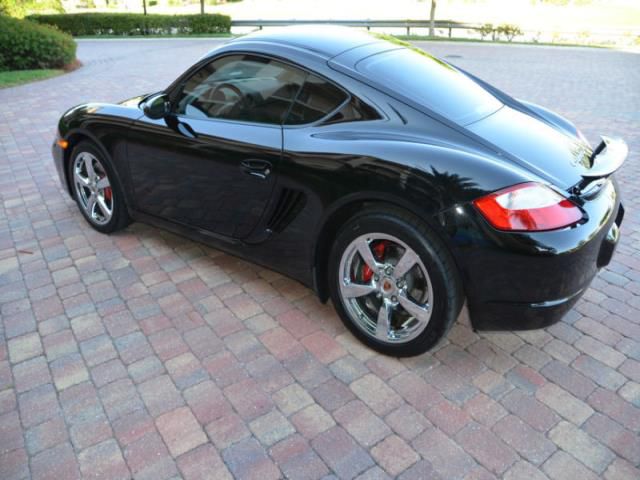 Porsche cayman 2dr coupe s