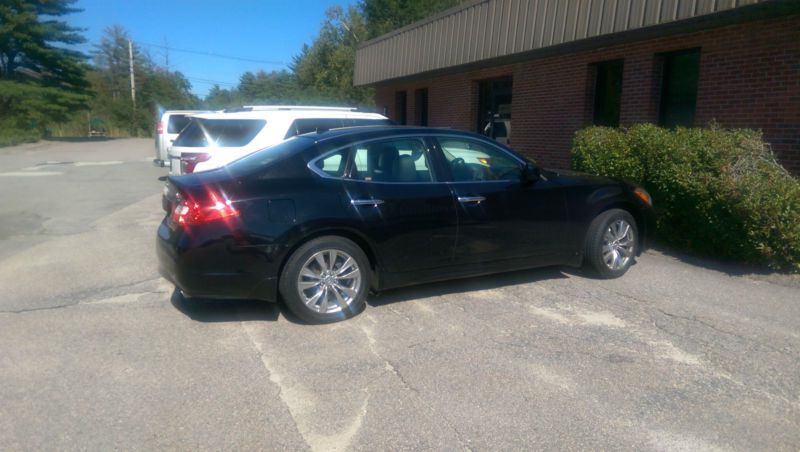 2012 infiniti m m37x