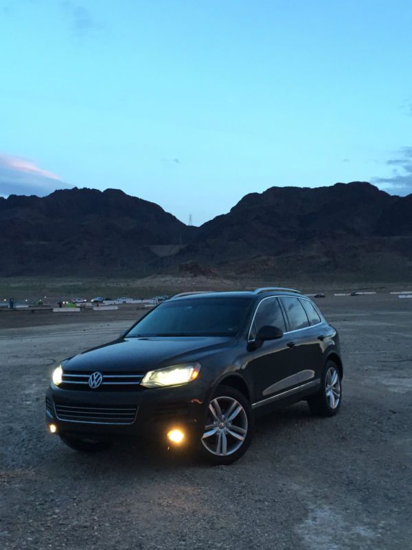 2012 volkswagen touareg executive