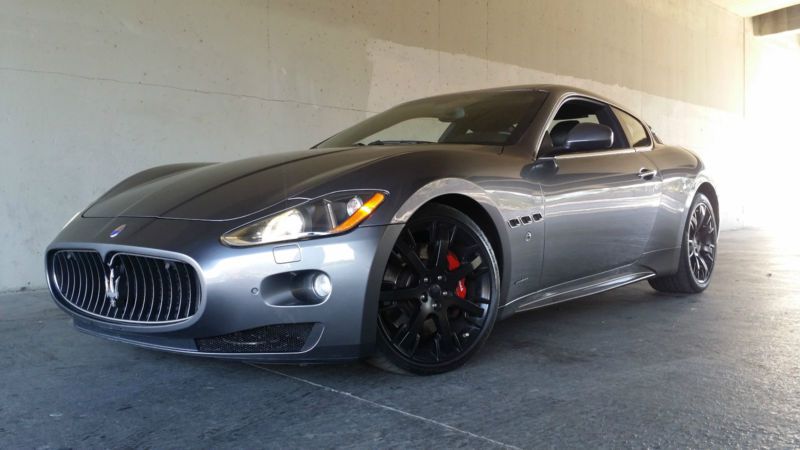 2010 maserati gran turismo 4.7 granturismo