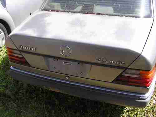 1992 Mercedes 300D Diesel, image 8