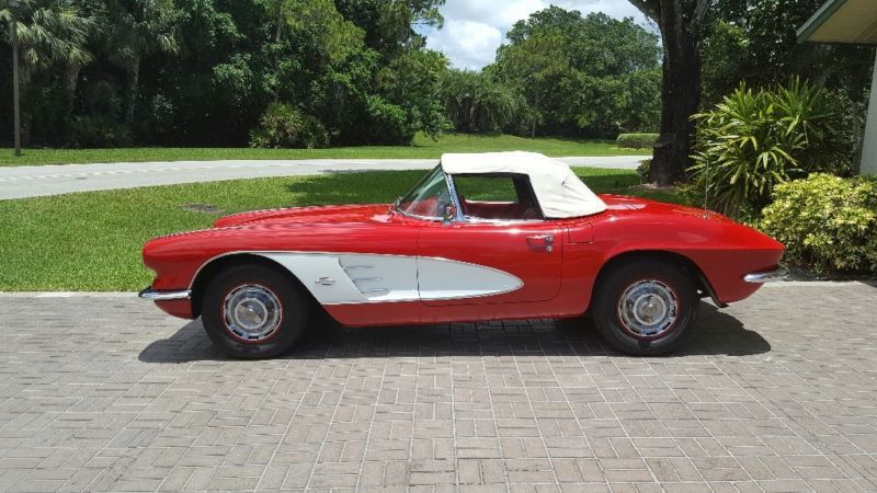 1961 chevrolet corvette