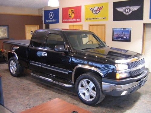 2003 chevy silverado 1500 4wd extended cab 20's wheels run boards clean carfax!