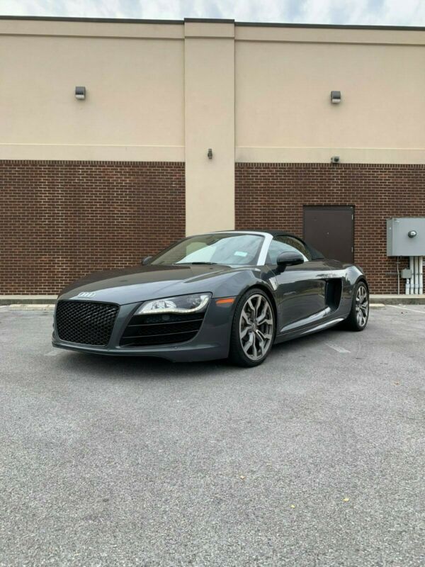 2011 audi r8