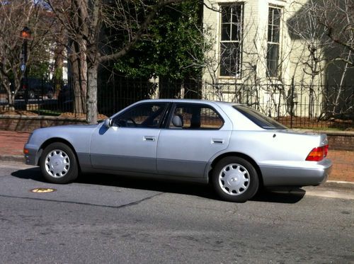 Texas, rust free silver 1995 lexus, well-cared for by single family
