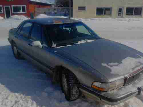 1993 Buick LeSabre Limited Sedan 4-Door 3.8L, image 2