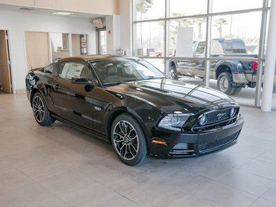 New manual coupe 5.0l cd 5.0l 4v ti-vct v8 engine  (std) rear wheel drive a/c