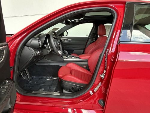 2024 Alfa Romeo Giulia Veloce, US $41,779.00, image 4