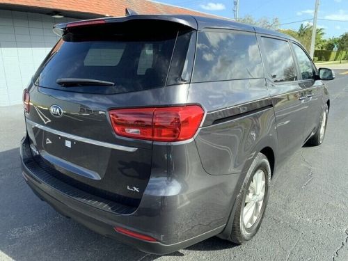 2021 kia sedona lx 4dr mini van