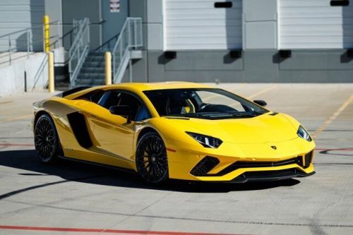 2018 lamborghini aventador highly optioned