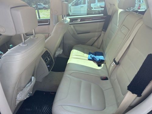 2011 Volkswagen Touareg VR6 FSI, US $8,883.00, image 6