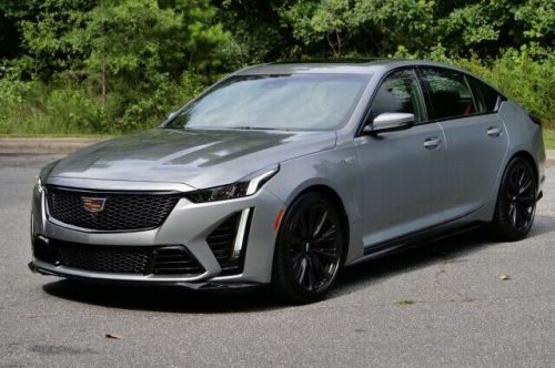 2024 cadillac ct5-v blackwing / manual / 6.2l v8 / ultraview sunroof!