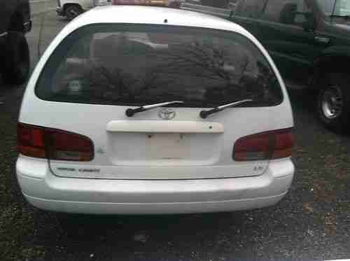 1995 Toyota Camry LE Wagon 4-Door 2.2L, image 8