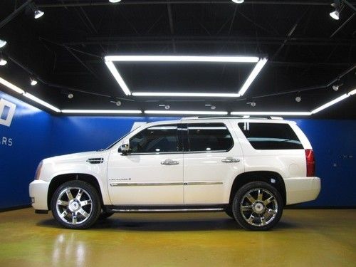 Cadillac escalade 4wd luxury collection entertainment system third row nav cam