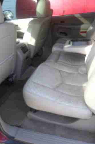 04 Chevrolet Suburban LT  AWD, US $5,000.00, image 9