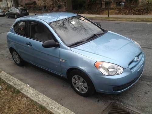 2007 hyundai accent gs hatchback 2-door 1.6l