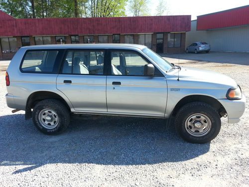 2001 mitsubishi montero sport es 125k great shape !!! no reserve !!!!  cold ac