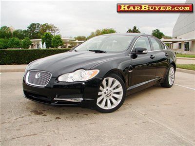 Xf,gear-selector knob,keyless-go,wood trim,touch screen nav,sunroof,12k miles!!