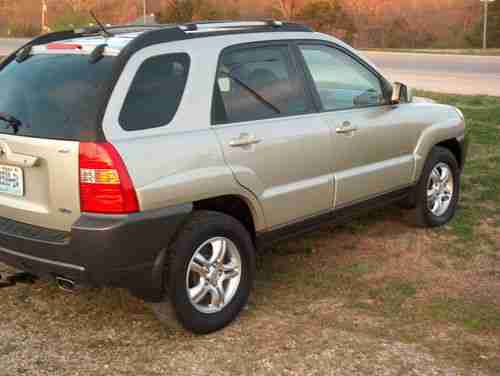 2006 Kia Sportage EX Sport Utility 4-Door 2.7L, image 2