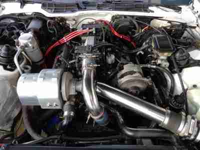 3.8L Single CD Player Leather Upholstery T-Tops Alloy Wheels, image 7