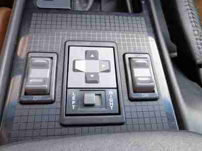 3.8L Single CD Player Leather Upholstery T-Tops Alloy Wheels, image 18