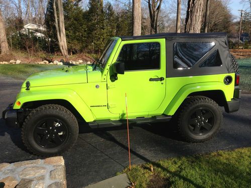 2012 jeep wrangler sahara