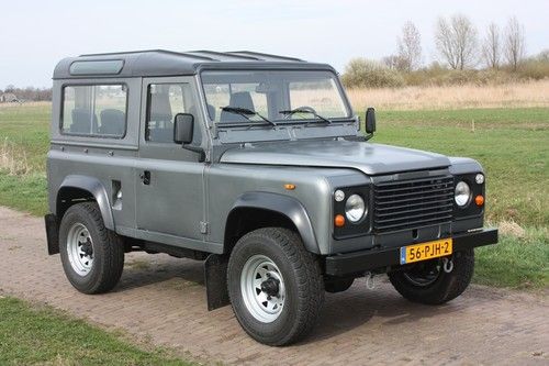 1986 land rover defender 90