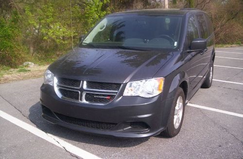 2012 dodge grand caravan wheelchair handicapped mobility accessible van