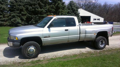 2002 dodge ram 3500 4x4 dually ext cab cummins diesel