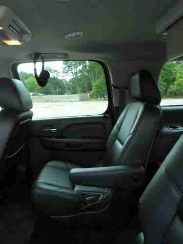2011 GMC Yukon XL 1500 Denali AWD - LOW LOW MILES - Like NEW!!, US $47,500.00, image 7