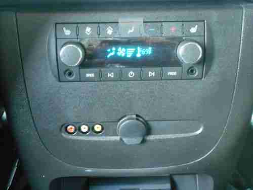 2011 GMC Yukon XL 1500 Denali AWD - LOW LOW MILES - Like NEW!!, US $47,500.00, image 19