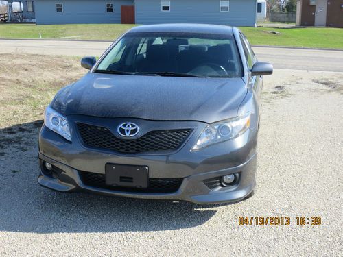 2010 toyota camry se sedan 4-door 2.5l